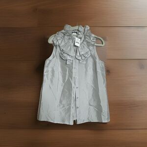 J Crew Women’s Gray Sleeveless Ruffle Top Size 4 100% Silk Button Front NWT